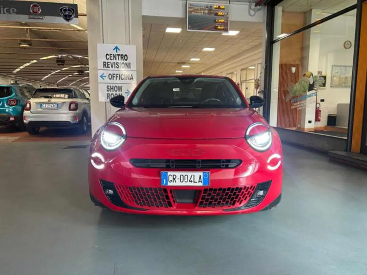 Fiat 600e usata a Vercelli (2)