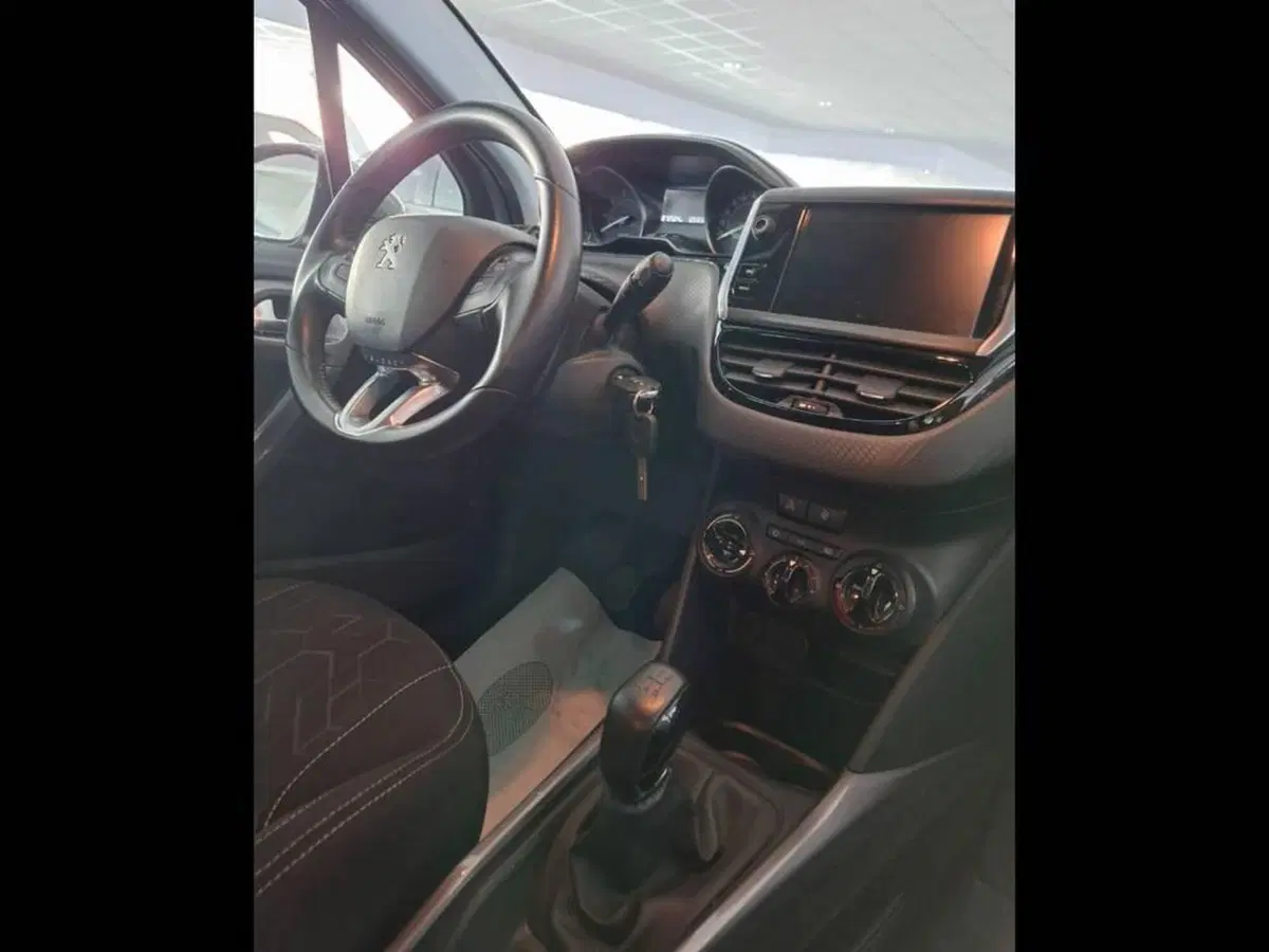 Peugeot 2008 usata a Torino (13)