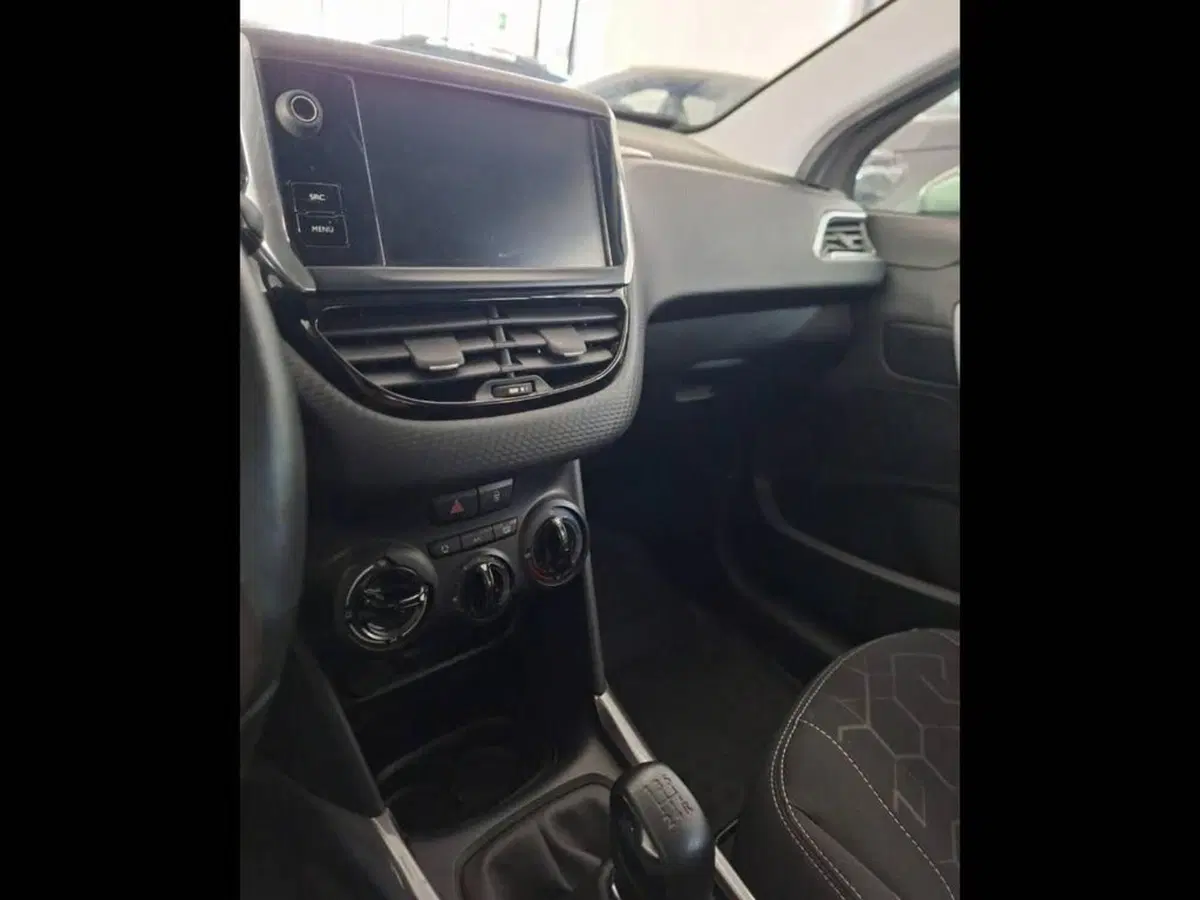 Peugeot 2008 usata a Torino (7)