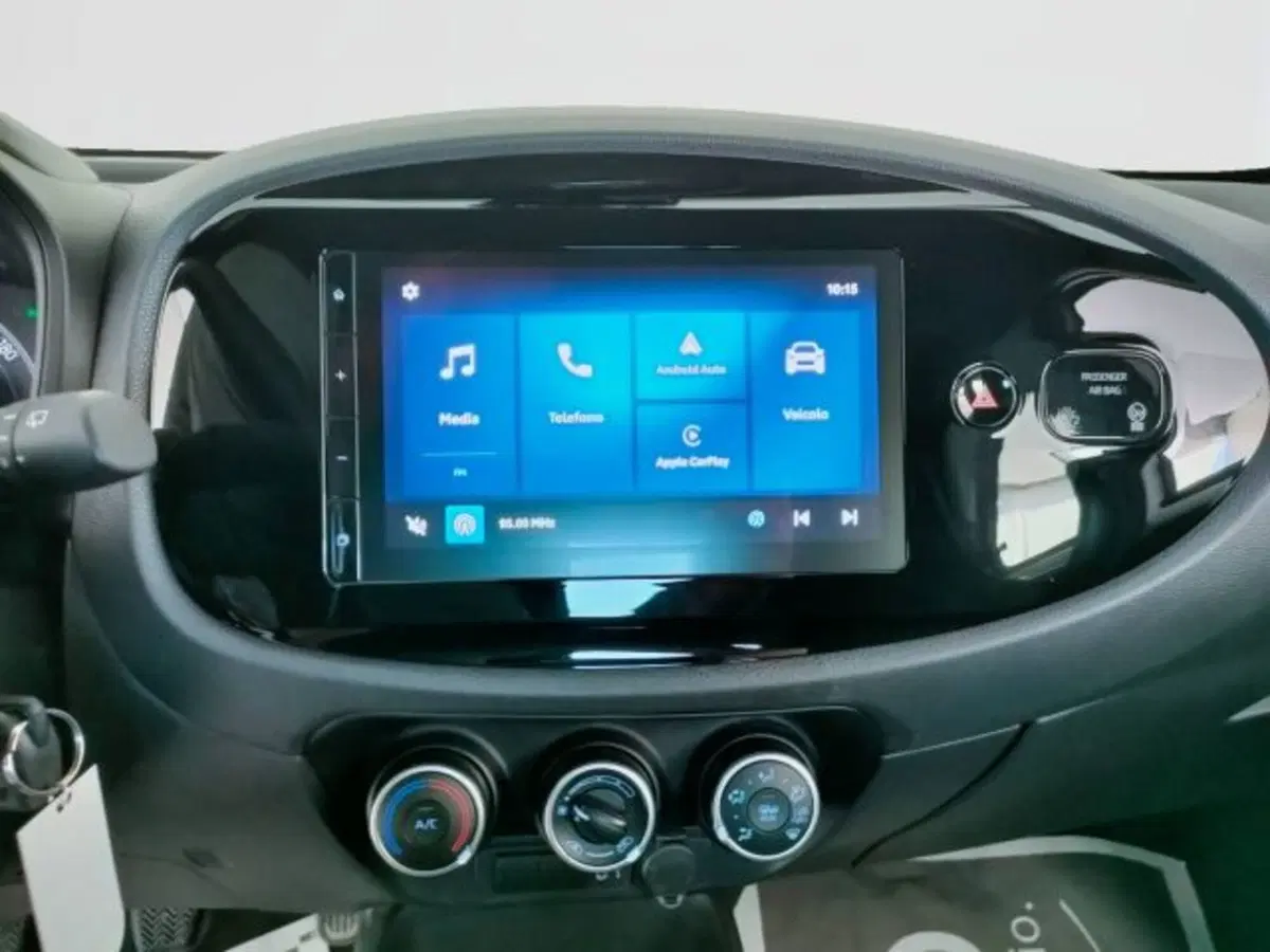 Toyota Aygo X usata a Teramo (16)
