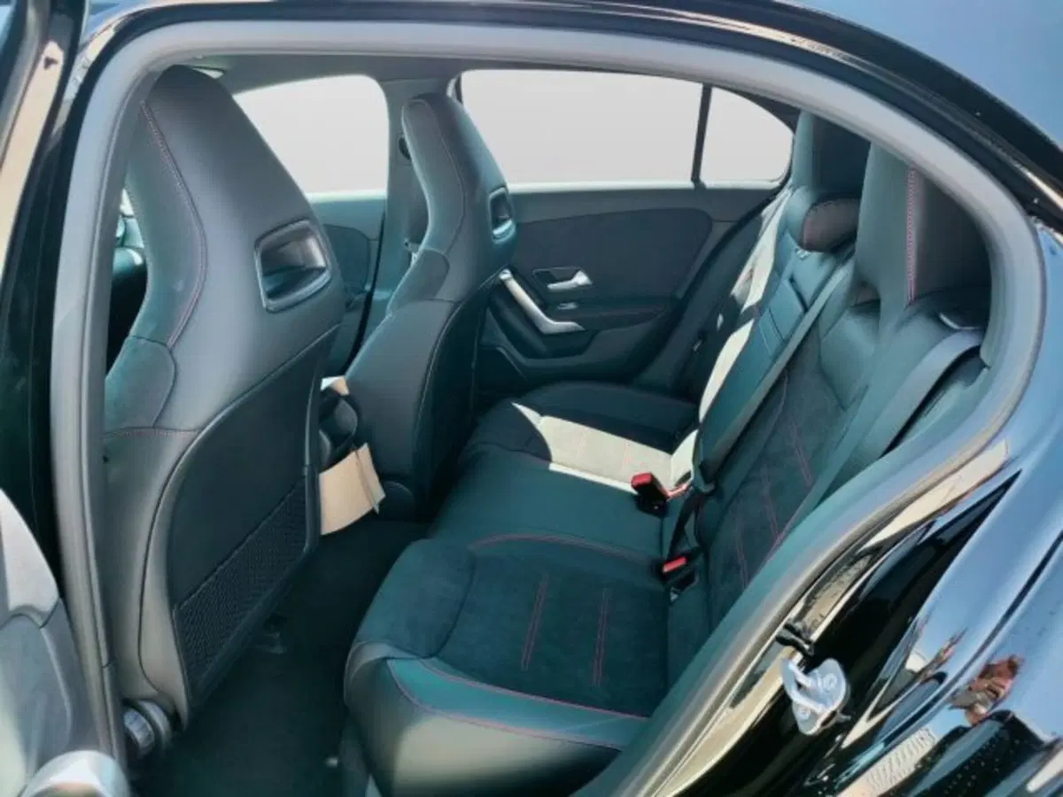 Mercedes-Benz Classe A nuova a Teramo (10)