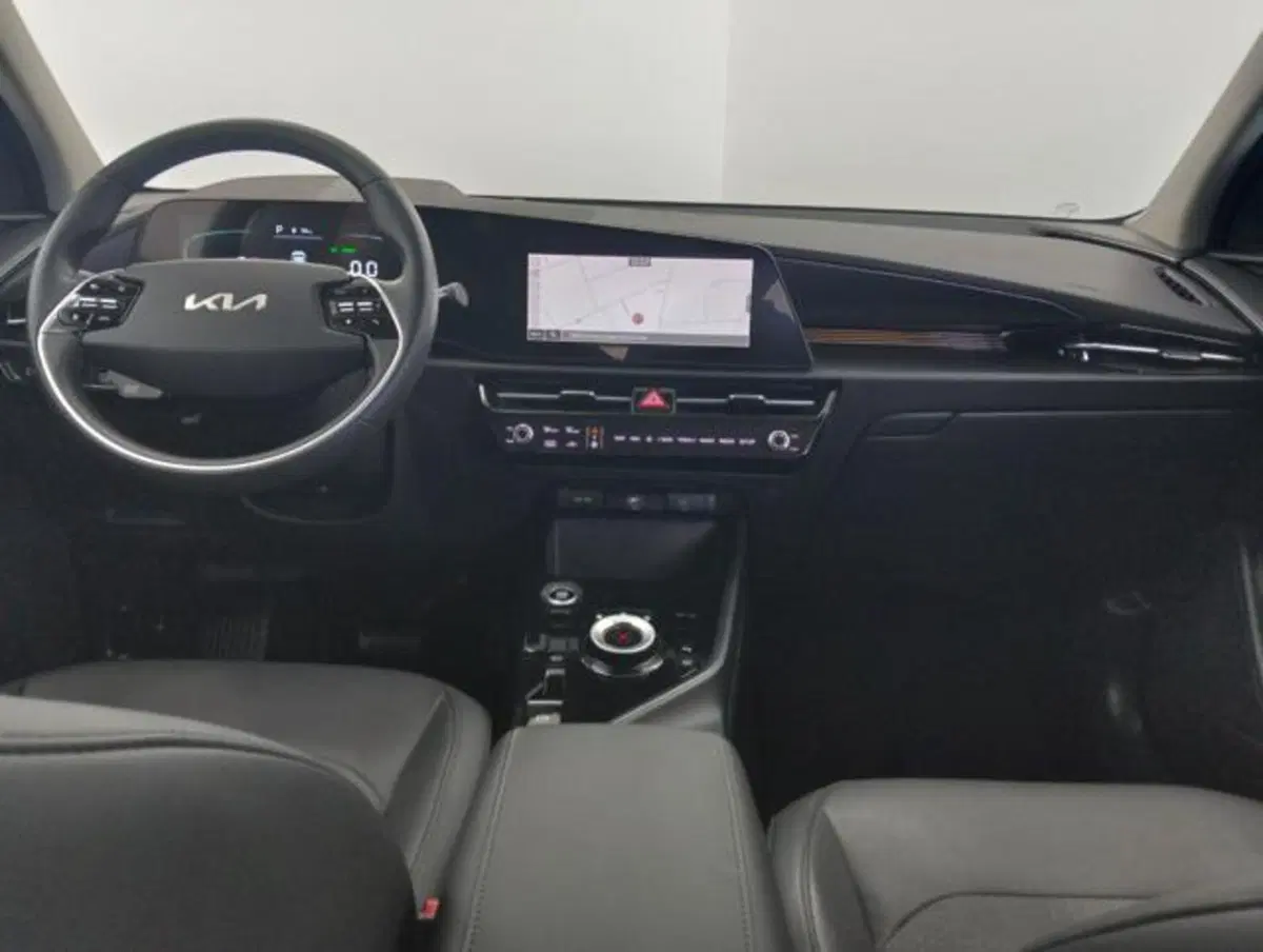 Kia Niro usata a Como (4)