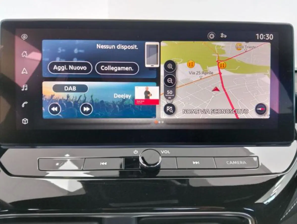 Nissan Juke usata a Como (14)