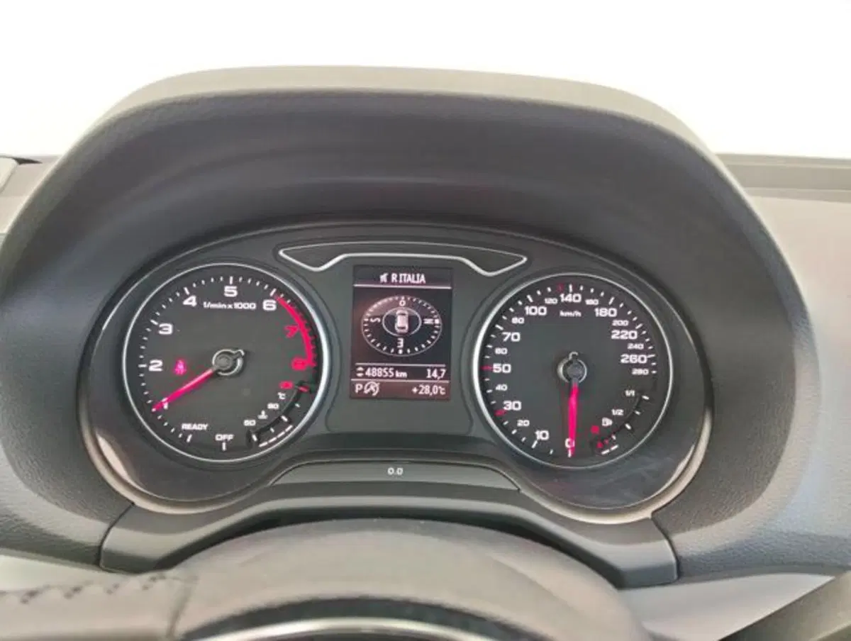 Audi Q2 usata a Como (12)