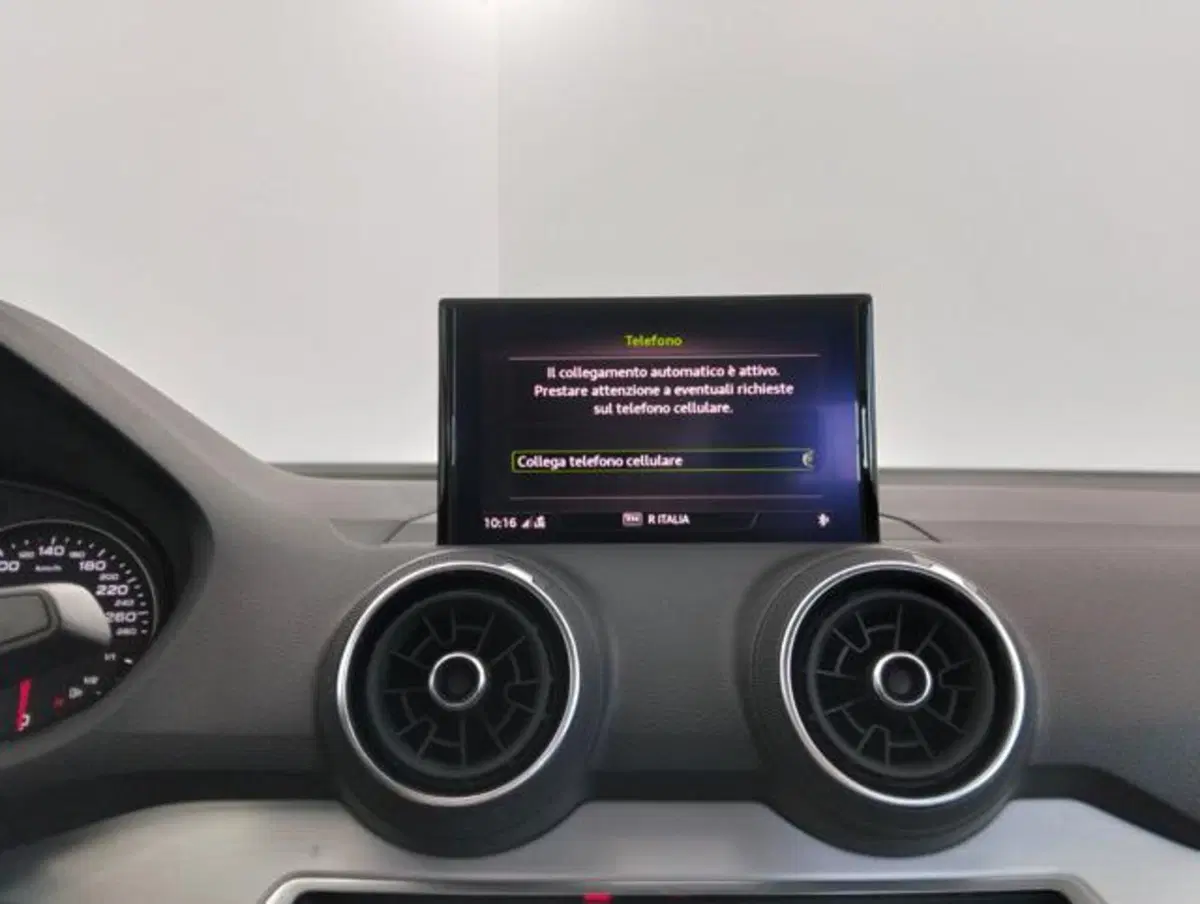 Audi Q2 usata a Como (13)
