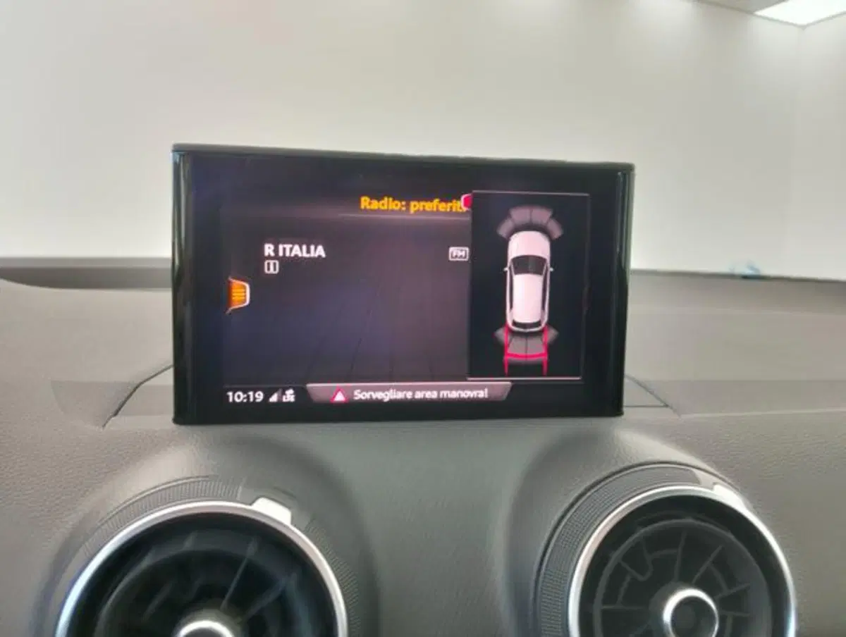 Audi Q2 usata a Como (15)