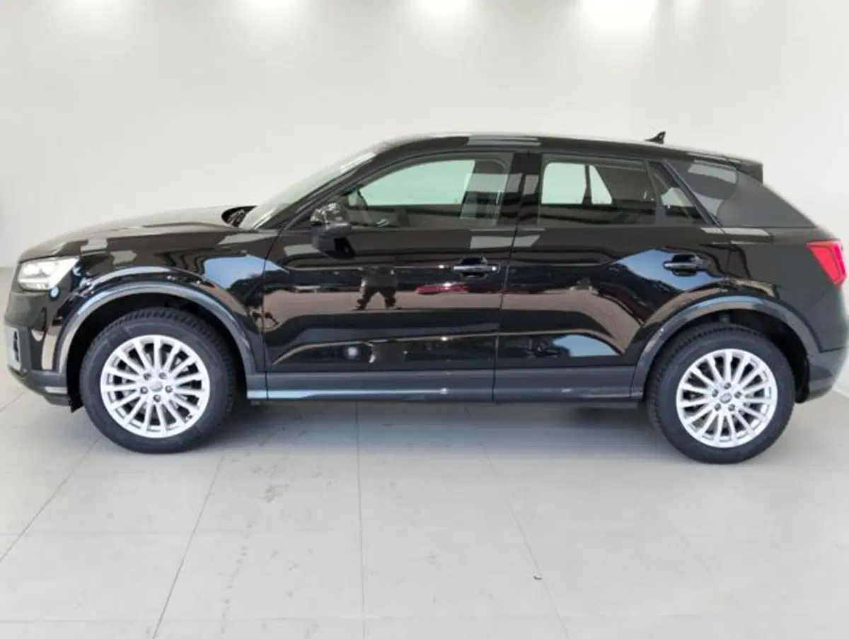 Audi Q2 usata a Como (8)