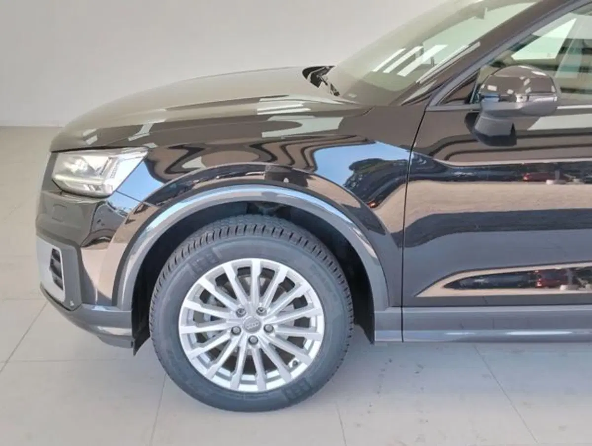 Audi Q2 usata a Como (9)
