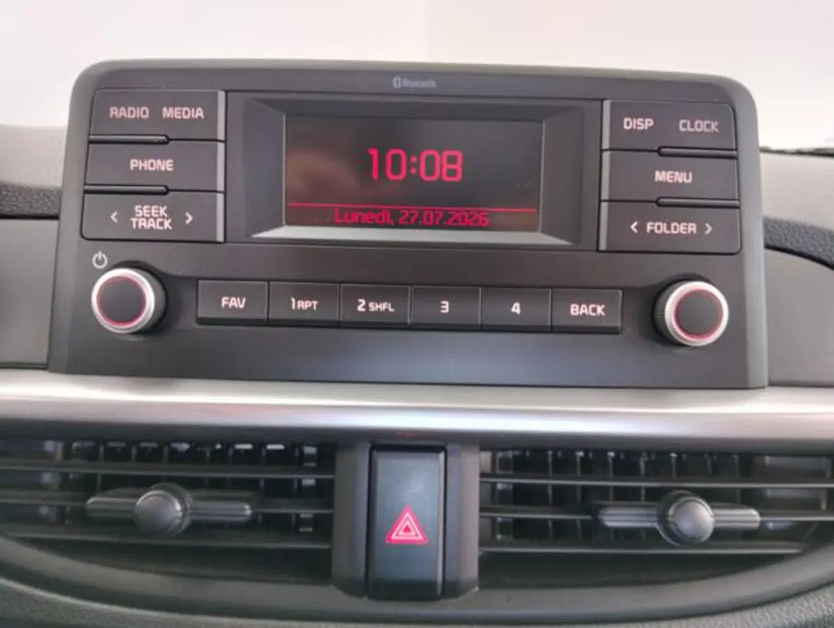 Kia Picanto usata a Como (12)