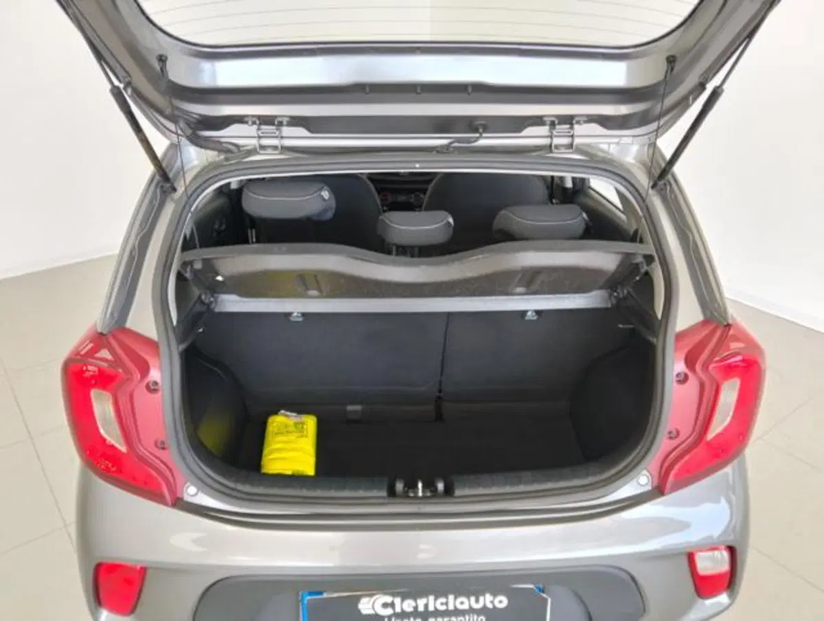 Kia Picanto usata a Como (13)