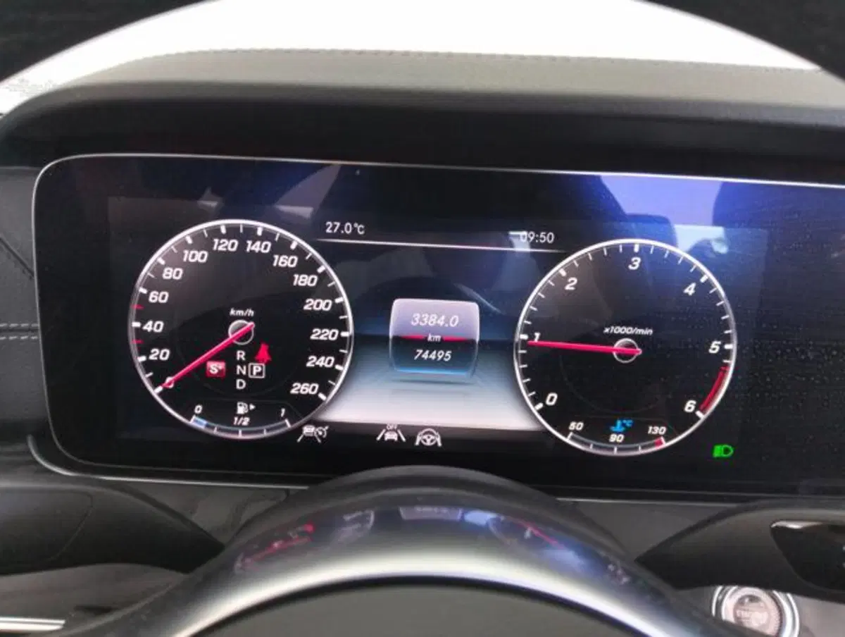 Mercedes-Benz Classe E Cabrio usata a Como (12)