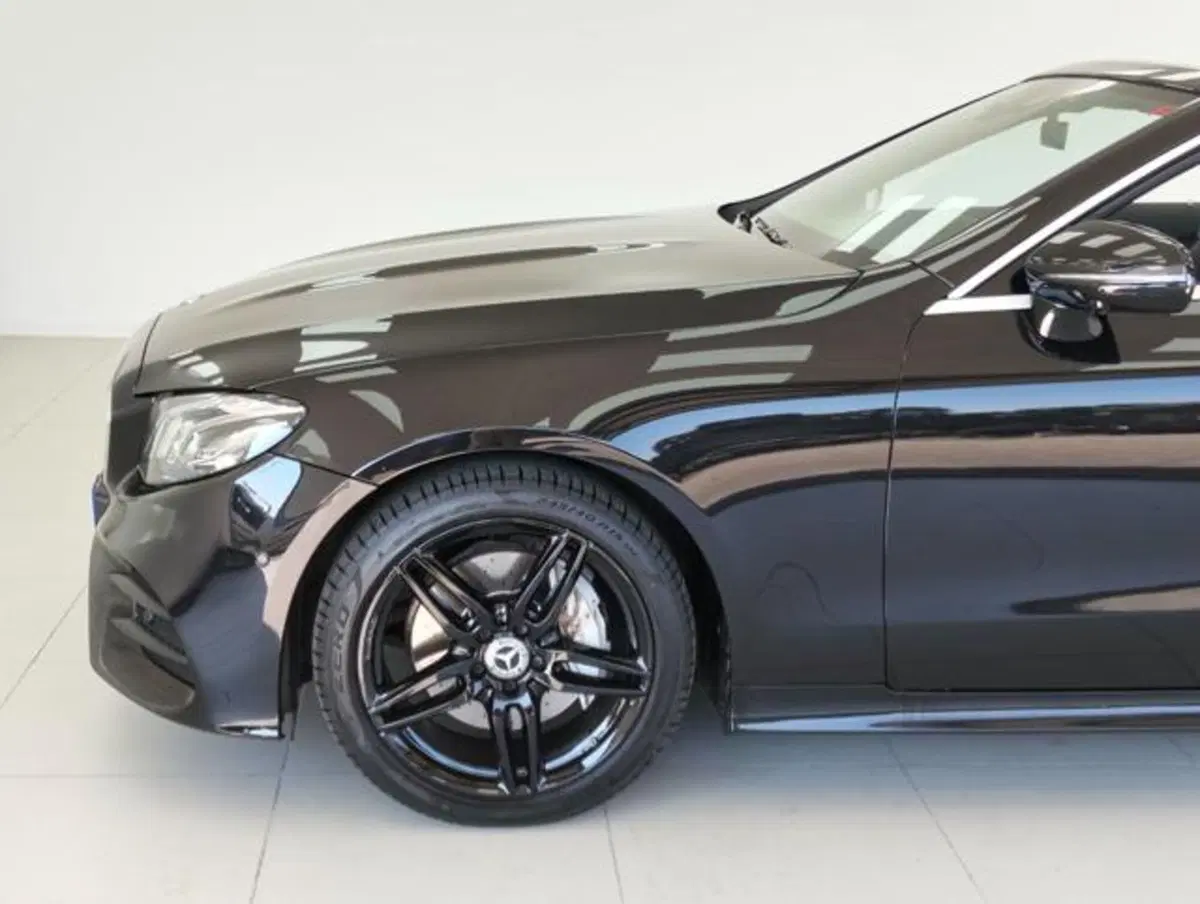 Mercedes-Benz Classe E Cabrio usata a Como (9)