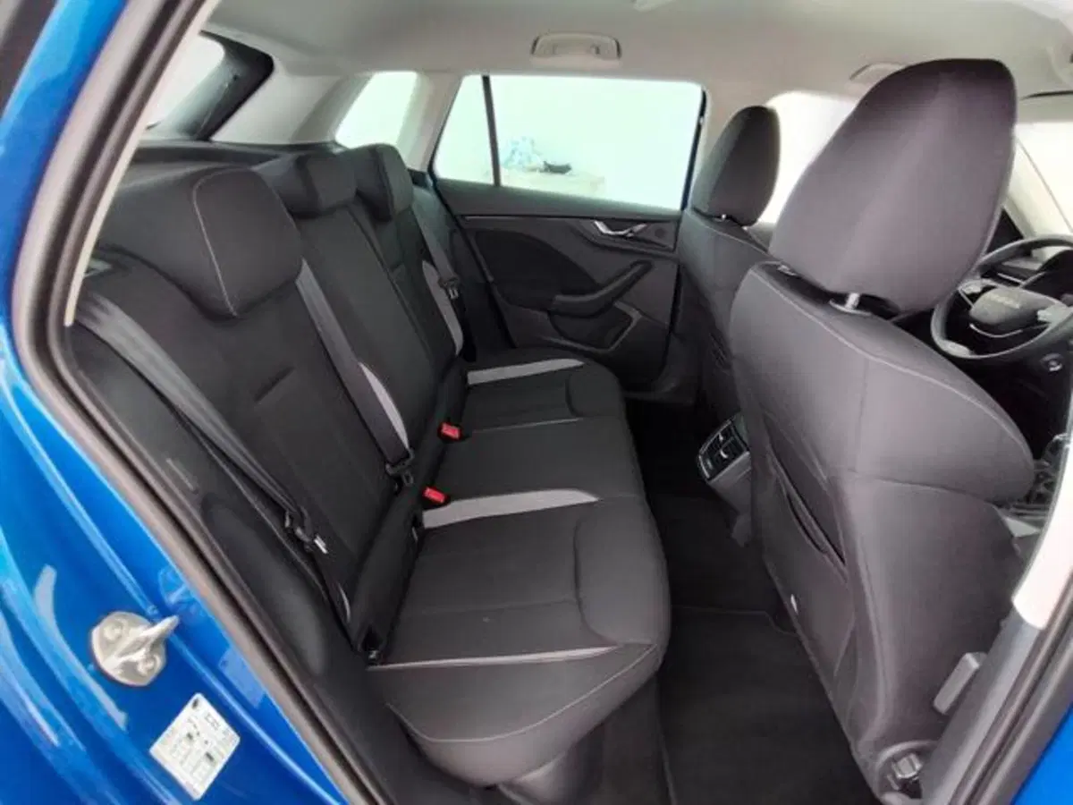 Skoda Kamiq usata a Como (5)