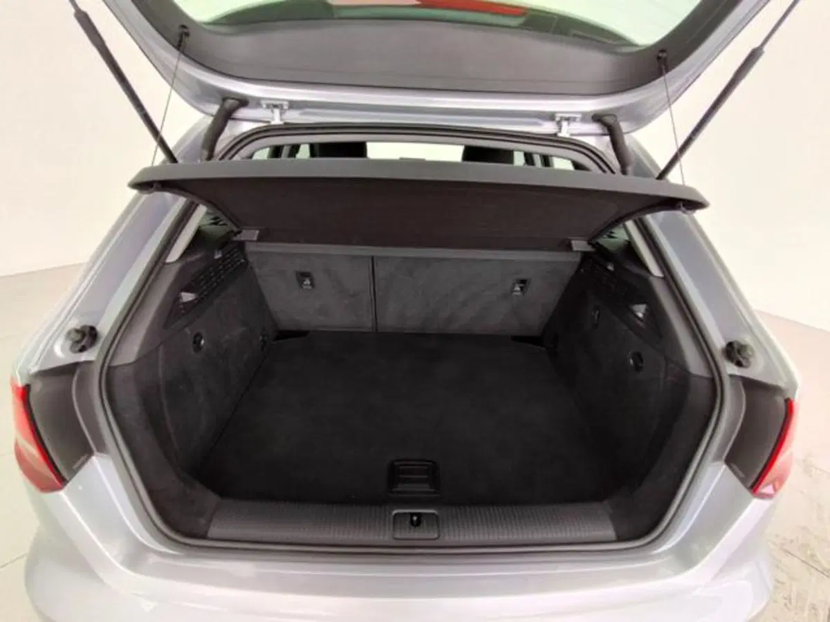 Audi A3 Sportback usata a Como (18)