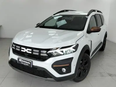 Dacia Jogger Jogger 1.0 TCe 110 CV 5 posti Extreme del 2025 usata a Lurate Caccivio