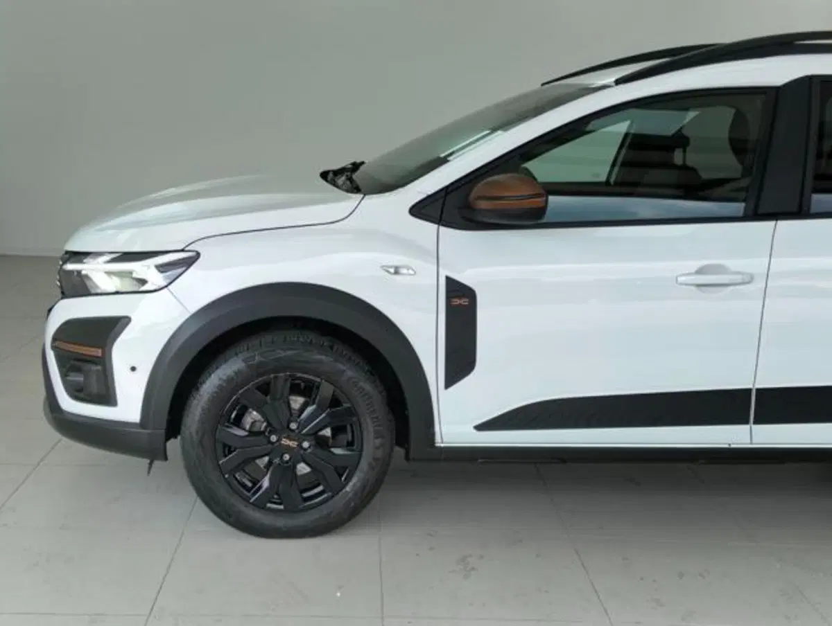 Dacia Jogger usata a Como (10)
