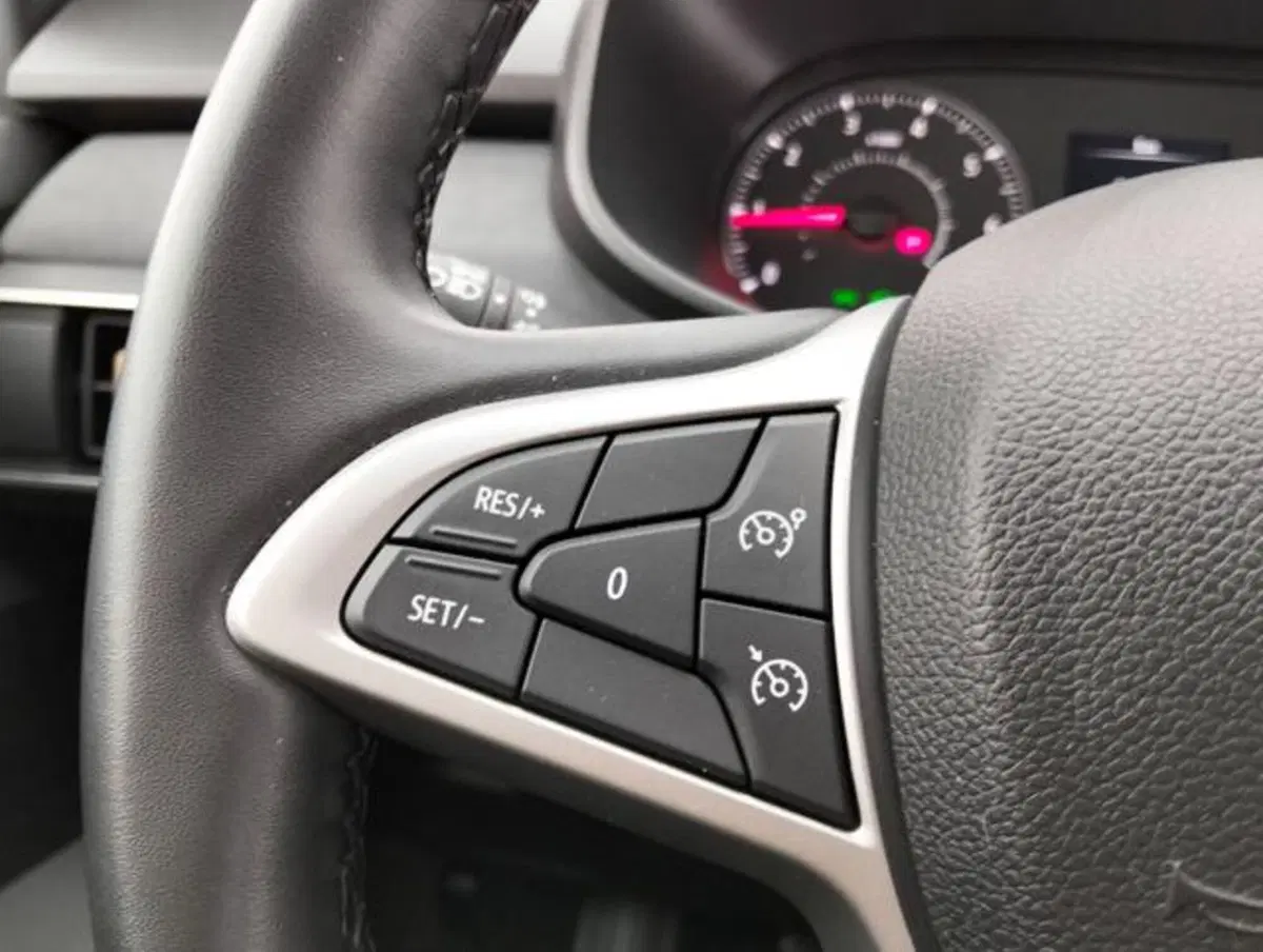 Dacia Jogger usata a Como (12)