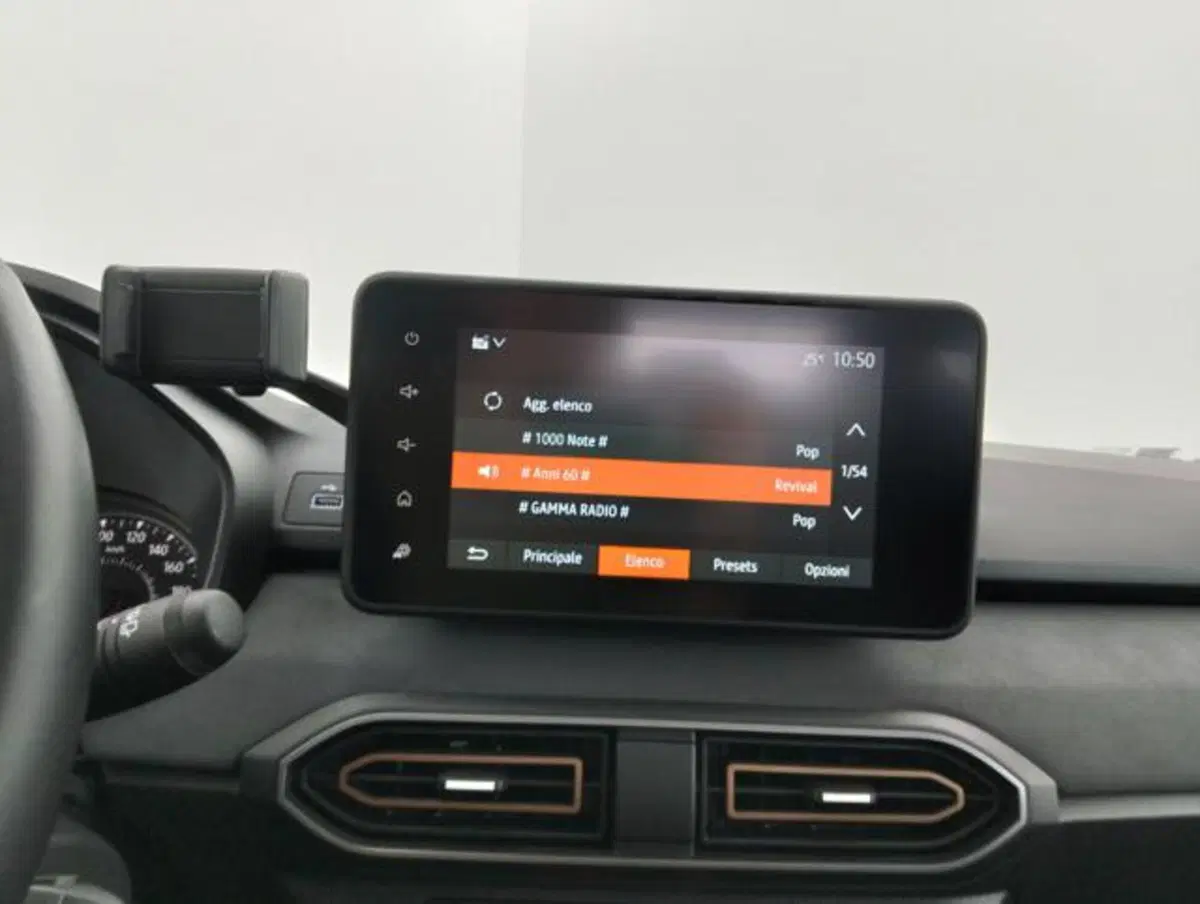 Dacia Jogger usata a Como (16)