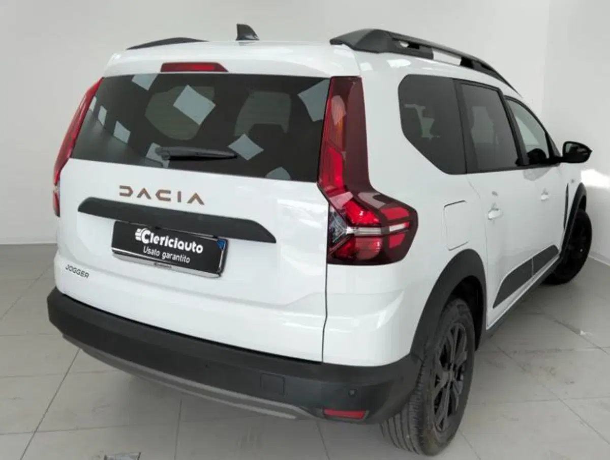 Dacia Jogger usata a Como (2)