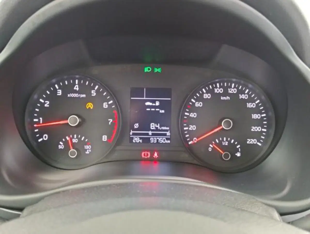 Kia Stonic usata a Como (11)