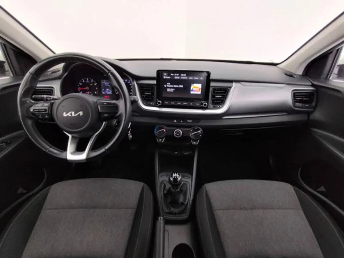 Kia Stonic usata a Como (4)