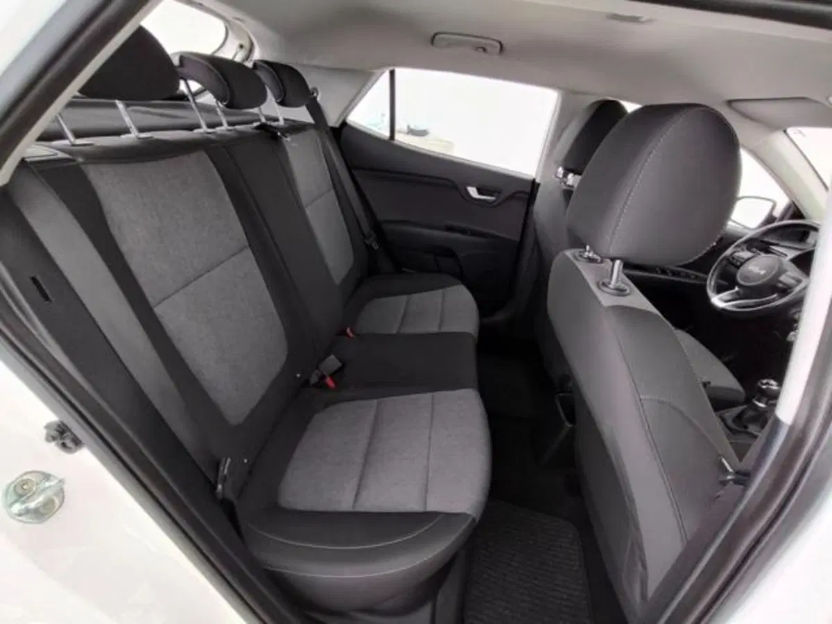 Kia Stonic usata a Como (5)