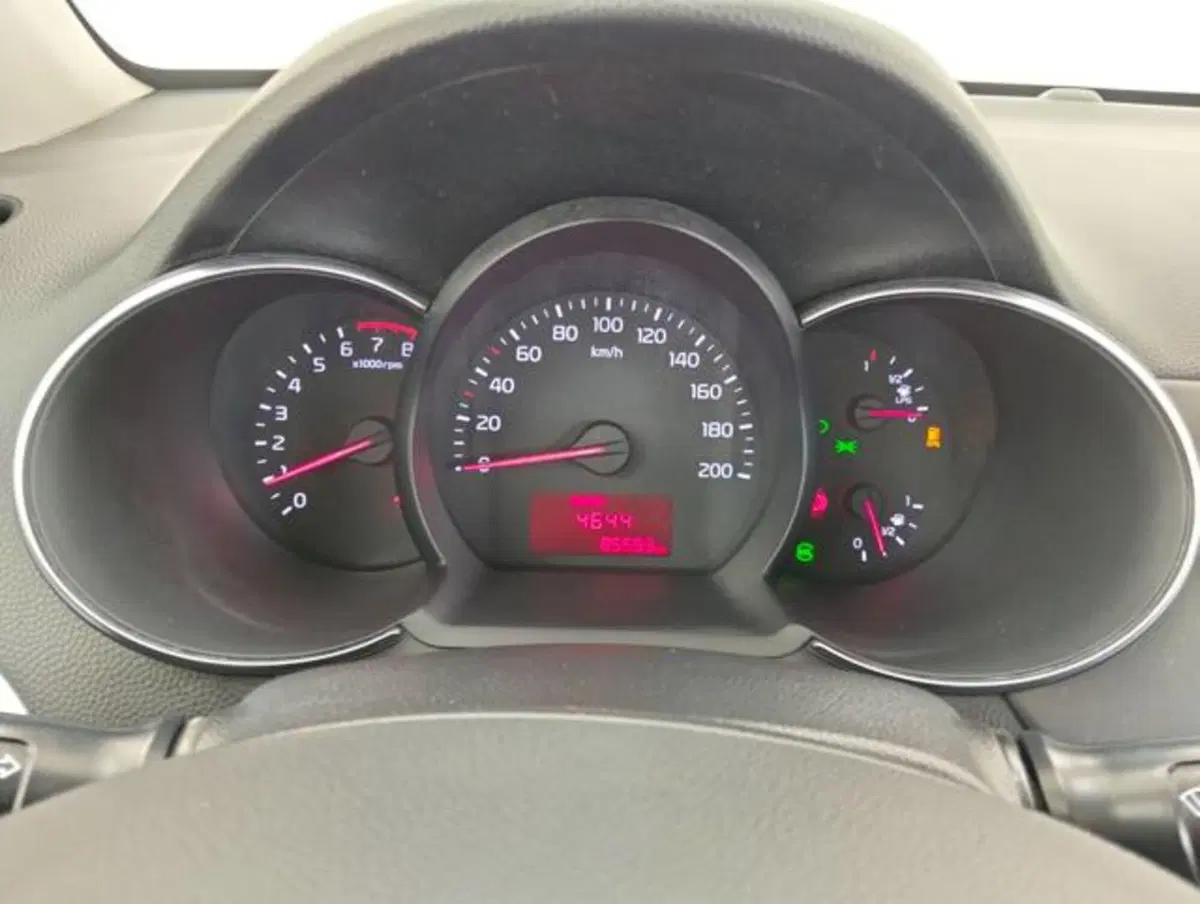 Kia Picanto usata a Como (10)