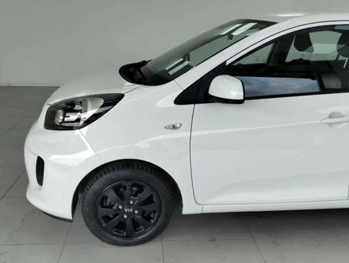 Kia Picanto usata a Como (8)