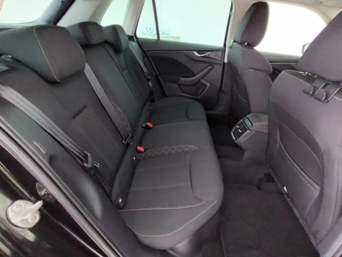 Skoda Kamiq usata a Como (5)