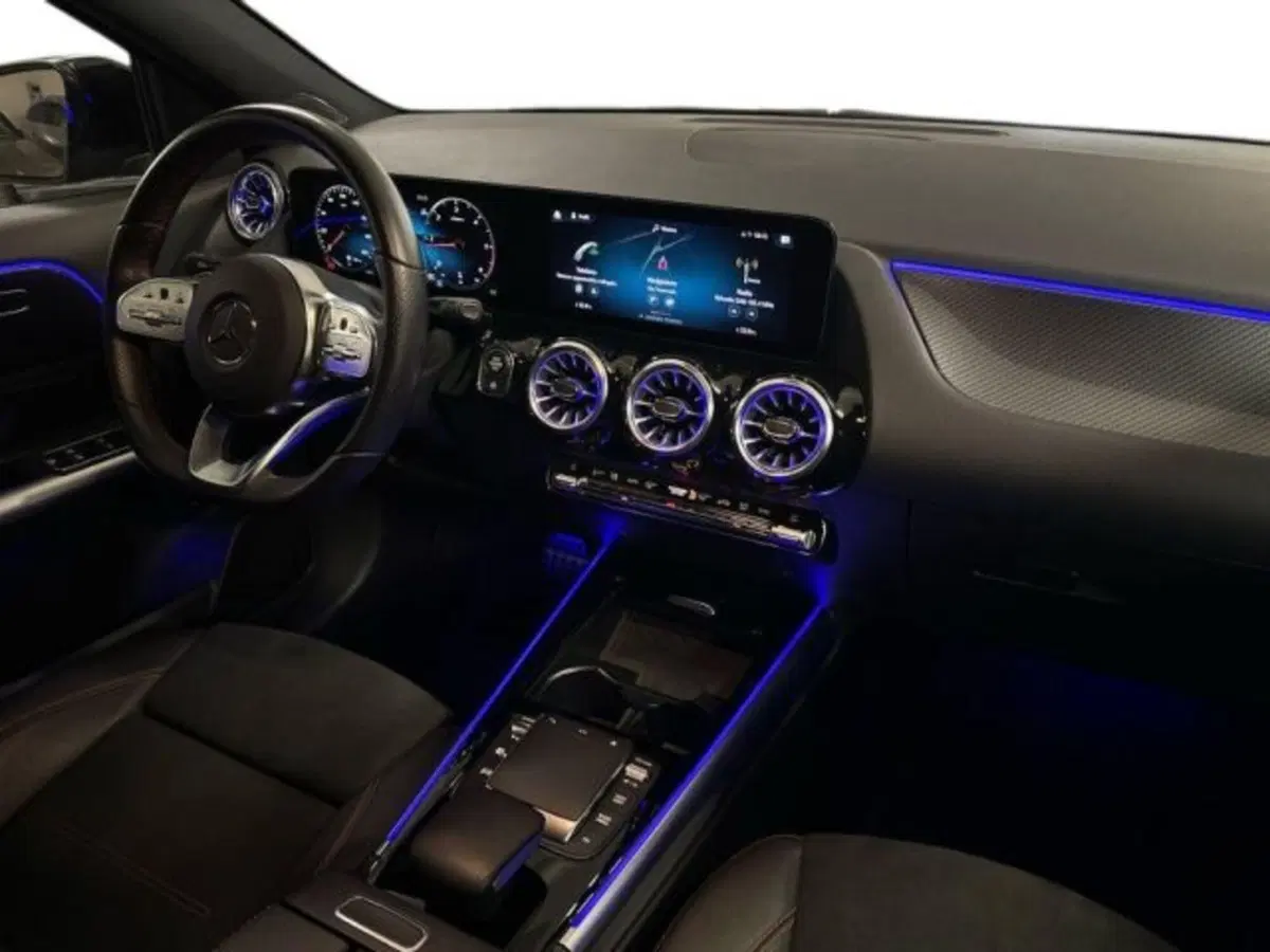 Mercedes-Benz GLA SUV usata a Avellino (15)
