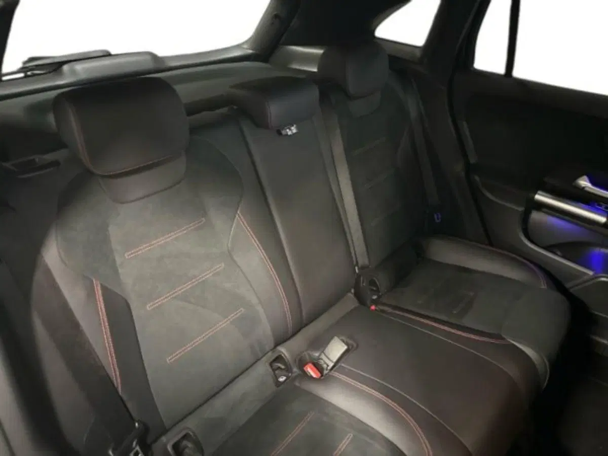 Mercedes-Benz GLA SUV usata a Avellino (16)