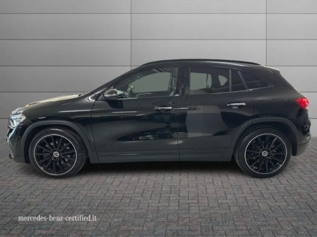Mercedes-Benz GLA SUV usata a Avellino (6)