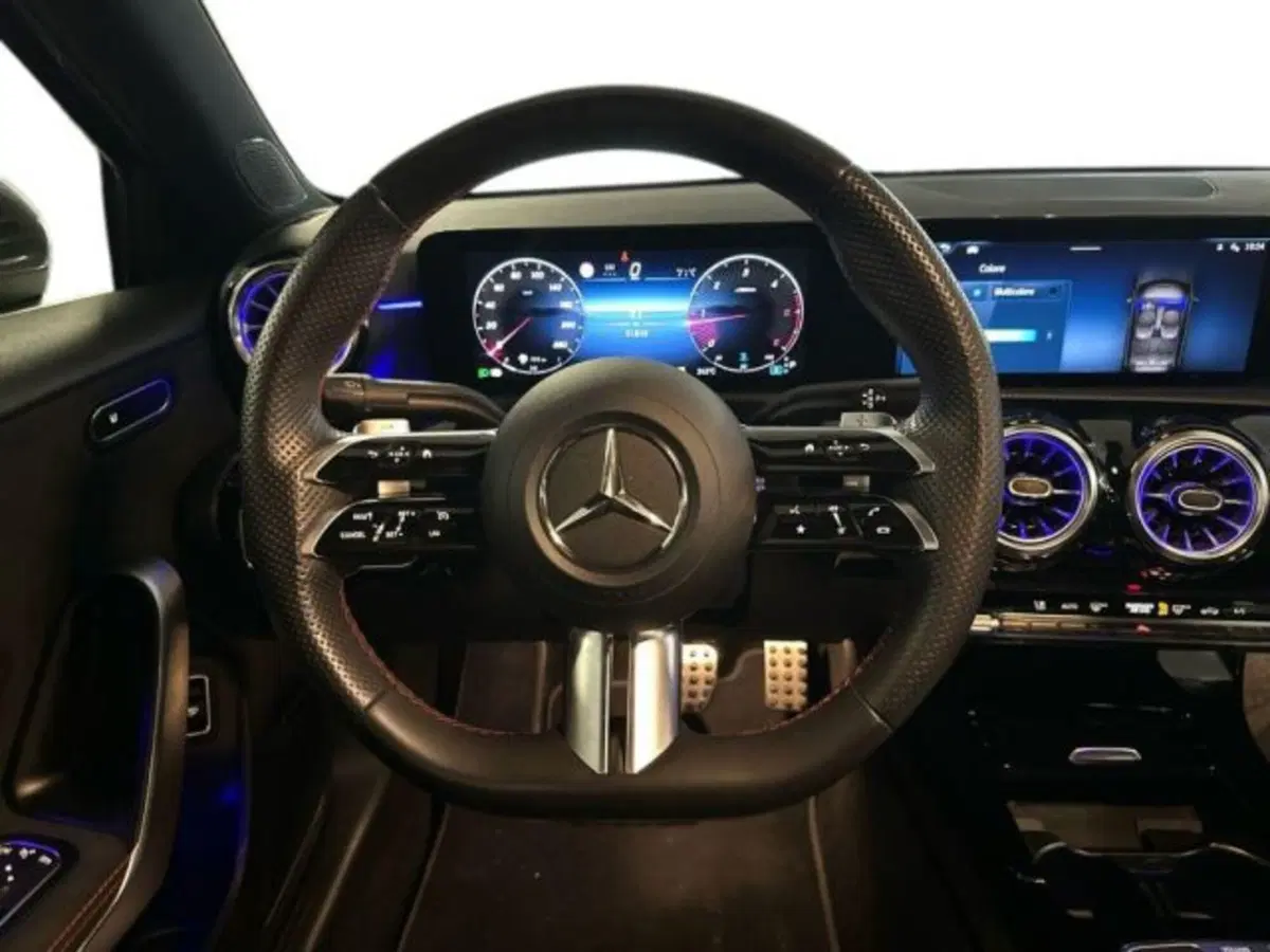 Mercedes-Benz Classe A usata a Avellino (11)