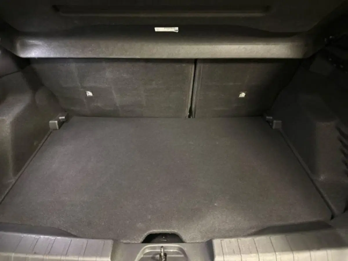 Jeep Avenger usata a Avellino (8)