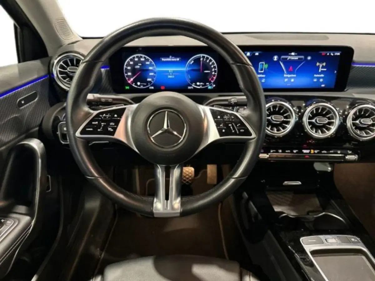 Mercedes-Benz Classe A usata a Avellino (11)