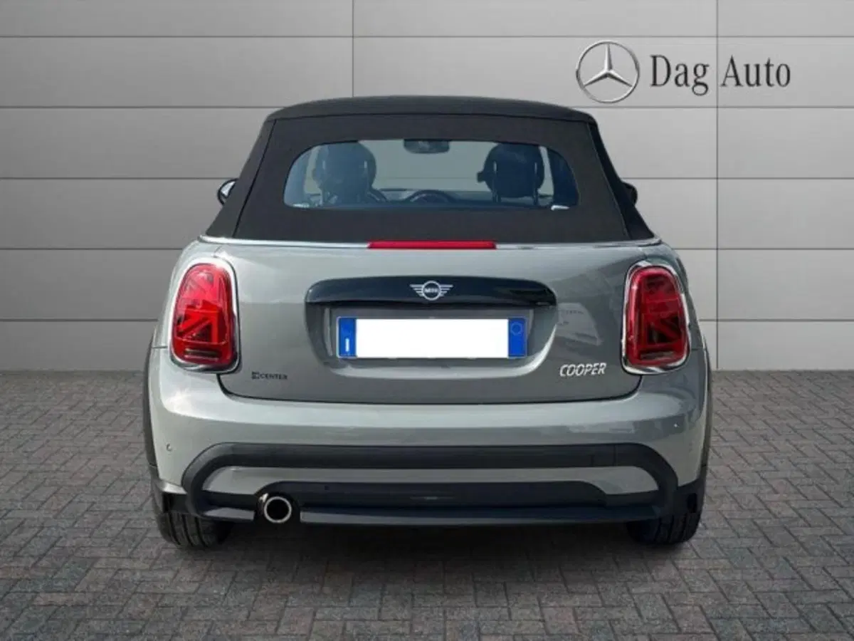 MINI Mini Cabrio usata a Avellino (4)