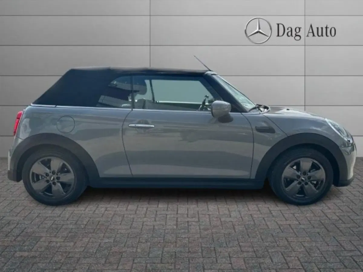 MINI Mini Cabrio usata a Avellino (5)