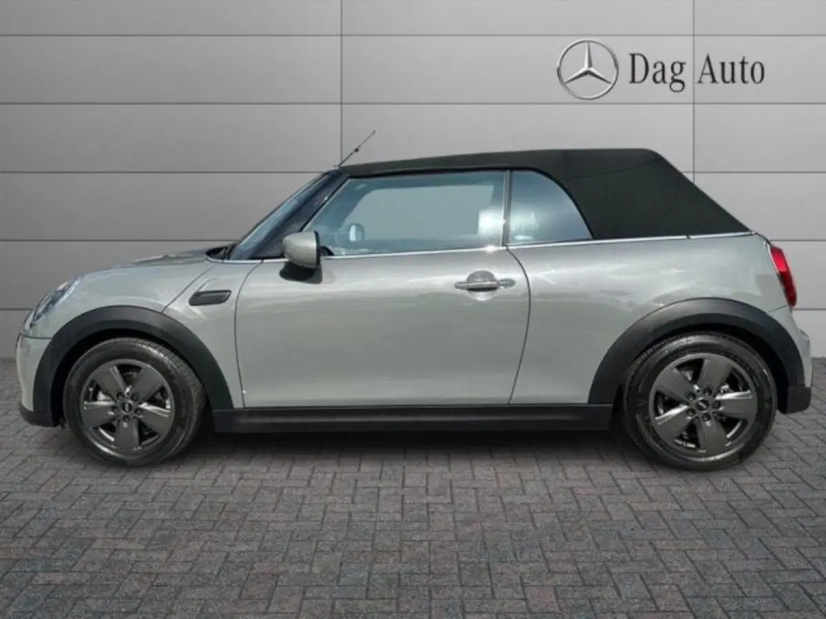MINI Mini Cabrio usata a Avellino (6)