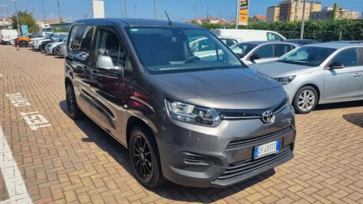 Toyota Proace City usata a Savona (5)