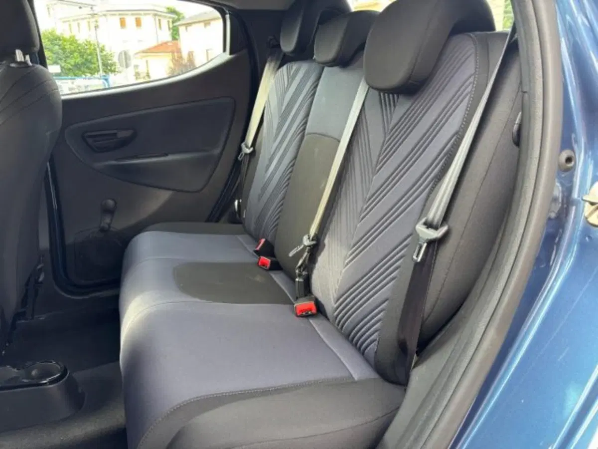 Lancia Ypsilon usata a Cuneo (10)