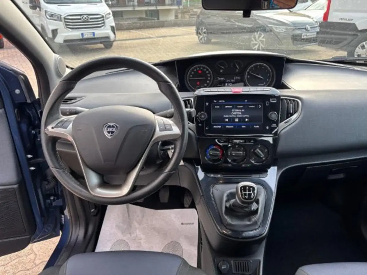 Lancia Ypsilon usata a Cuneo (11)