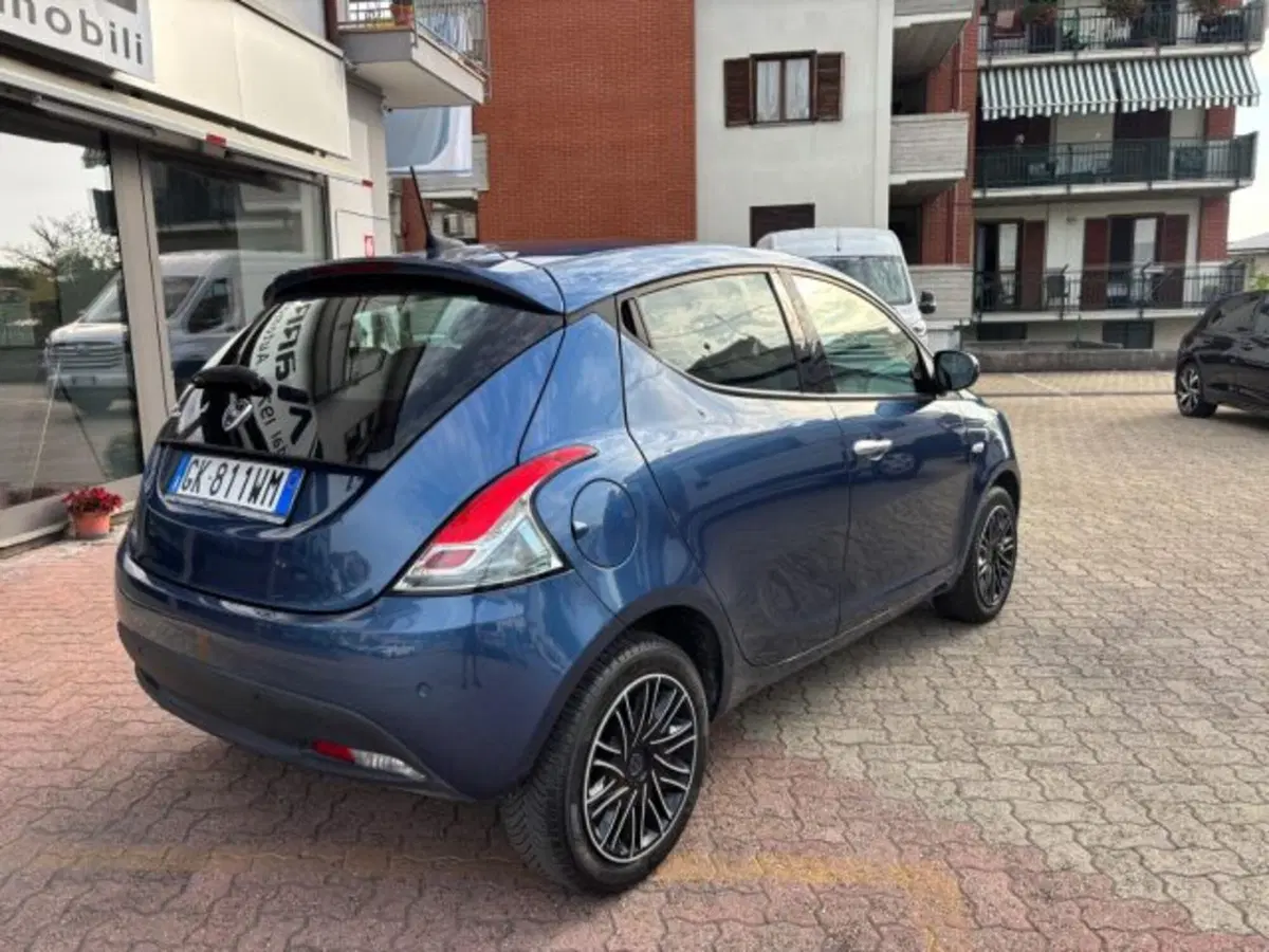 Lancia Ypsilon usata a Cuneo (5)