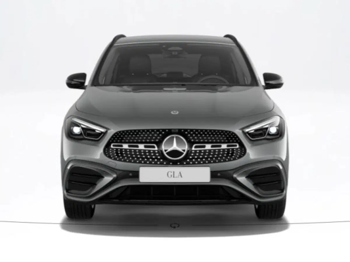 Mercedes-Benz GLA SUV nuova a Verona (3)
