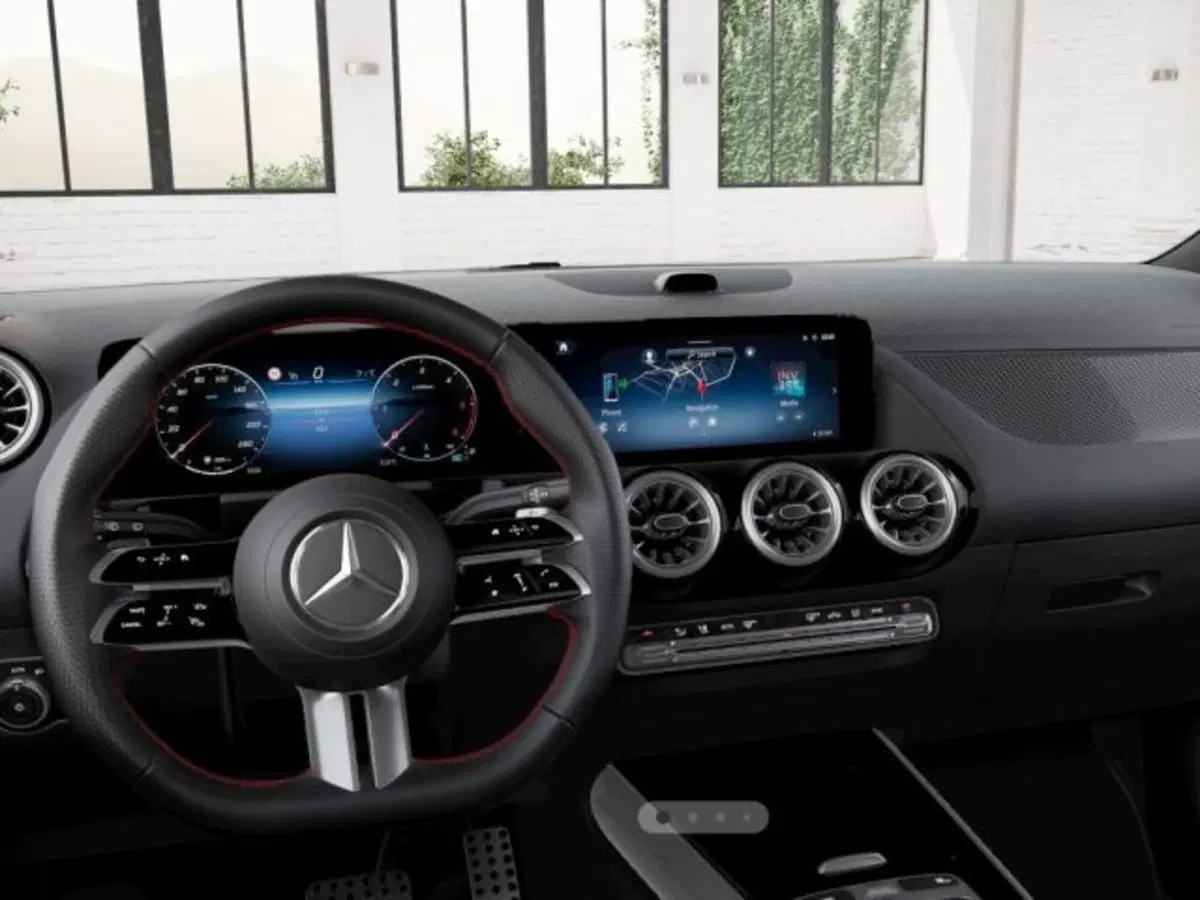 Mercedes-Benz GLA SUV nuova a Verona (8)