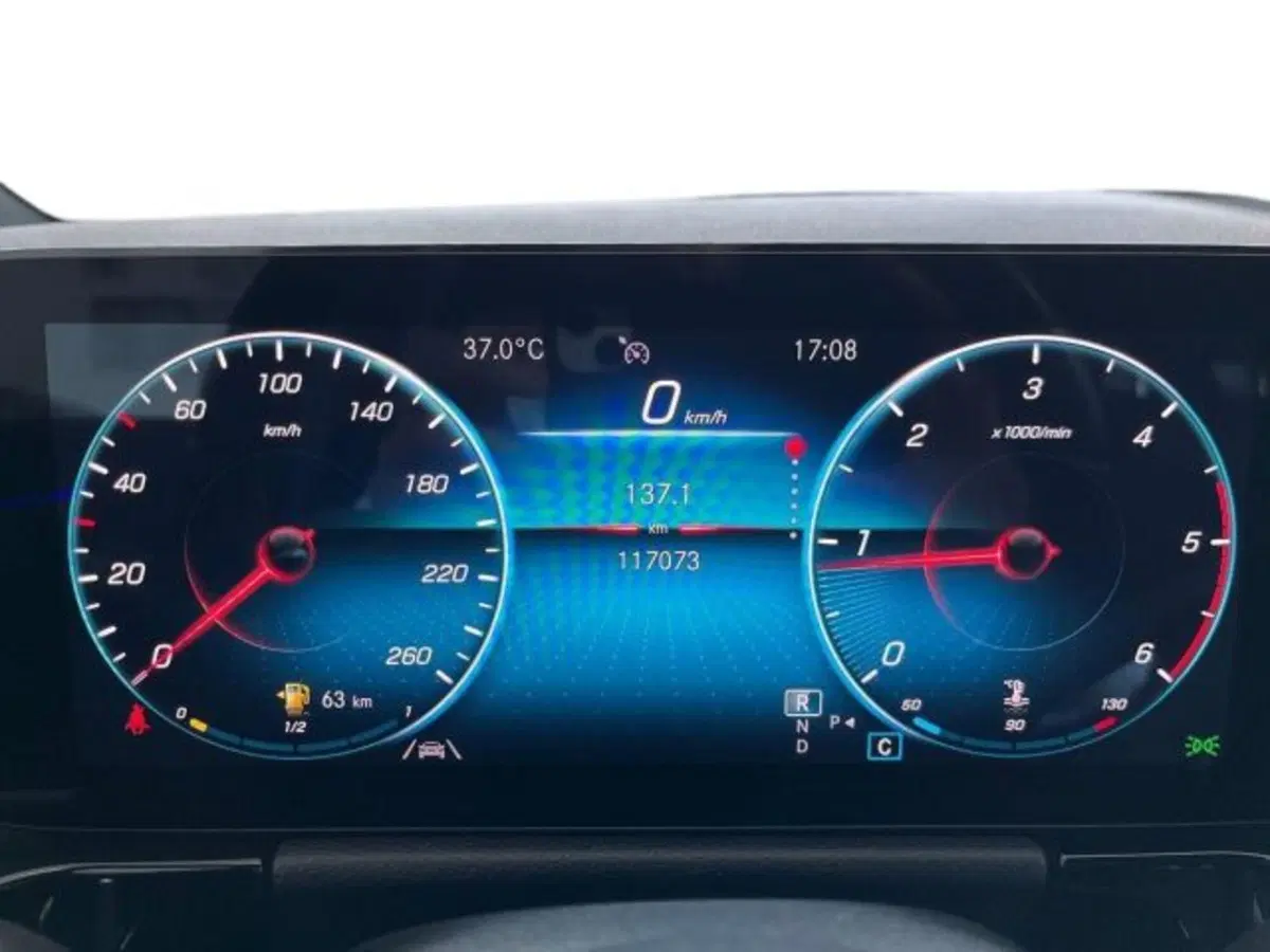 Mercedes-Benz GLA SUV usata a Verona (11)