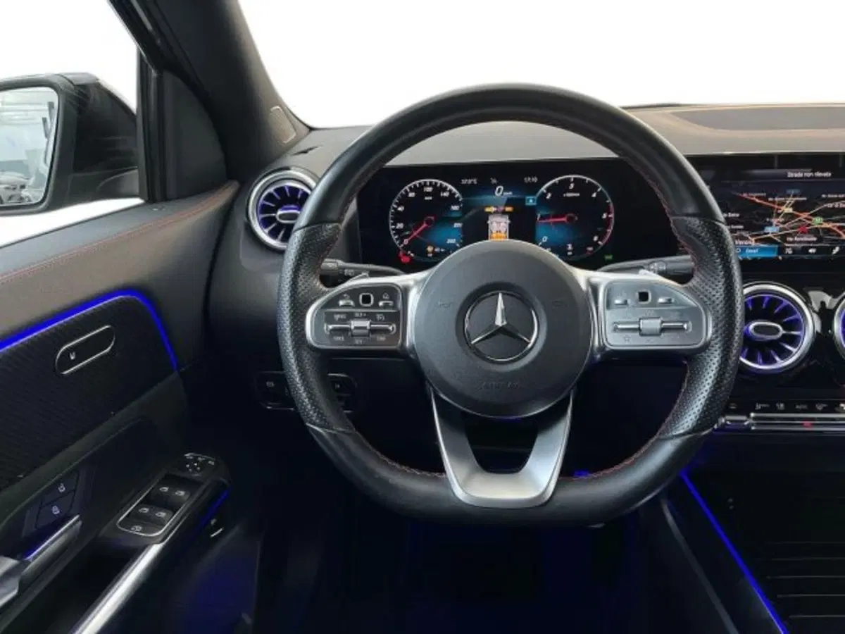 Mercedes-Benz GLA SUV usata a Verona (9)