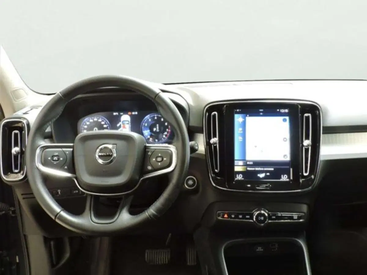 Volvo XC40 usata a Firenze (12)