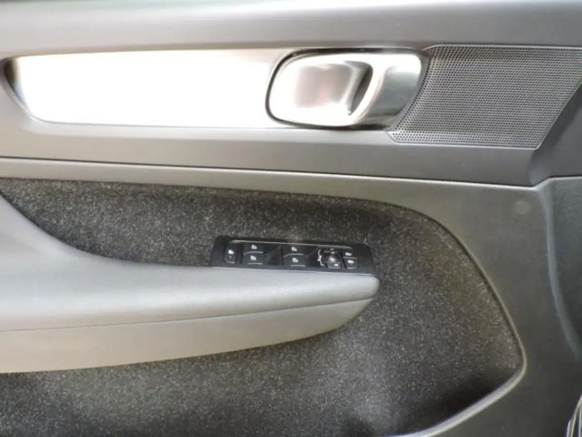 Volvo XC40 usata a Firenze (16)