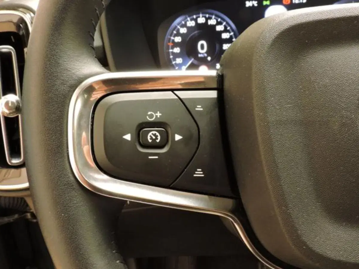 Volvo XC40 usata a Firenze (20)