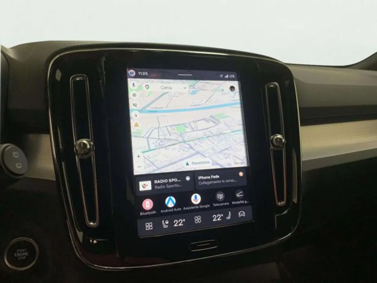 Volvo XC40 usata a Firenze (11)